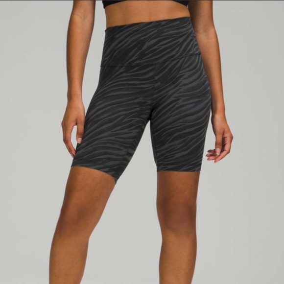 Old Navy High Waisted PowerSoft Biker Shorts - Picture 1 of 9